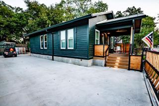 Best Location in Downtown NB - Golf Cart Included - New Braunfels - 4