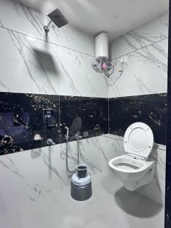Hotel The Pacific - Ahmedabad - 9