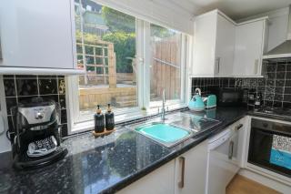 The Hideaway - Dartmouth - 5