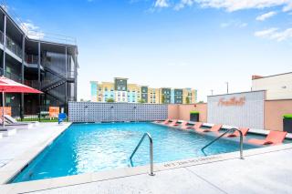Pacific Island Inspired Stay - Amazing Location - New Braunfels - 9