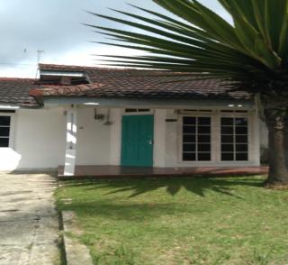Villa Landis, Cipanas, Puncak, Jawa Barat - Pacet - 3