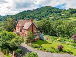 Outstanding Llangollen Riverside Apartment - Llangollen - 0