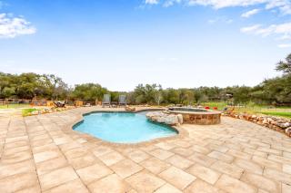 The Haven - Texas-sized Getaway for 12 - New Braunfels - 2