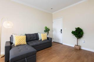 By The Coast Living in Santa Monica Pier Promenade - 1