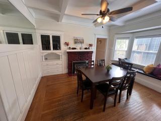 Spacious South Berkeley Apartment with Parking - Berkeley - 5