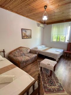 Guesthouse Bazzar - Gjirokastër - 6