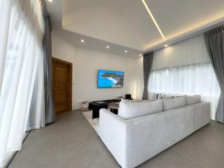 Villa Lulu Chic 2BR Seaview Retreat Private Pool - 2