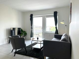 Spacious Apartment for 4 - Aalborg - 0