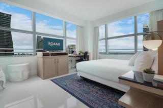 Roami at Brickell Arch - Miami - 6
