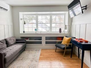 The 4M Golden House - Central Location Beautiful Space & Neighborhood - Ann Arbor - 4
