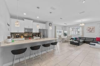 4824 Resort Pool House Disney Universal Orlando - 2