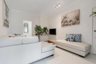 9-3 Glenelg Place Connolly A9 Elegant 3 bed apt in the heart of Connolly - 5