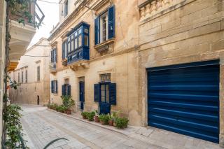 TheBlueHouseMalta Stay at Birgu s most photographed house 360 view from rooftop terraces - Vittoriosa - 6