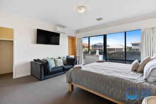Valletta View in Halls Head - Mandurah - 7