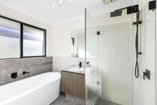 The Poolside Getaway - Perth - 6