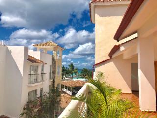 Cadaques Caribe 2BR Apt Free Wifi and Parking - Bayahibe - 4