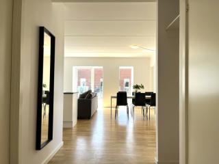 Spacious Apartment for 8 in Eternitten - Aalborg - 3