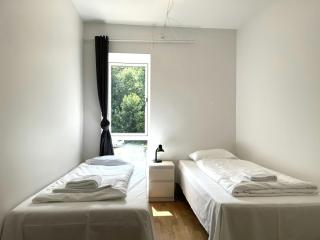 Spacious Apartment for 8 in Eternitten - 6