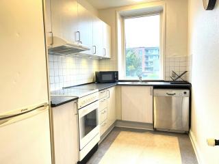 Spacious Apartment for 6 - 3