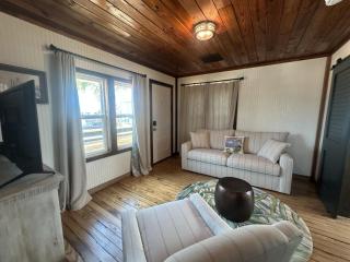 The Historic Gibbs Cottages 7 - 6