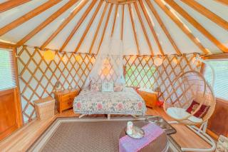 Farm Stay Yurt - 7 min St Albans - 0