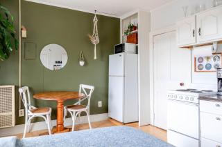Cute Apartment in the Heart of Winooski - 4