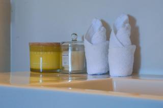 Chic 1BR Getaway Steps from Beach and Surfers Paradise - Gold Coast - 7