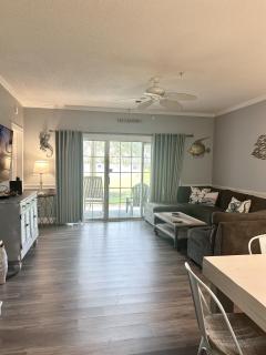 Salty Air Retreat by the beach - Myrtle Beach - 8