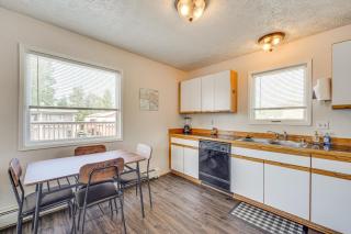 5 Mi to State Park Mtn-View Apt in Anchorage - Anchorage - 1