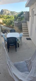 White apartment - Sutomore - 5