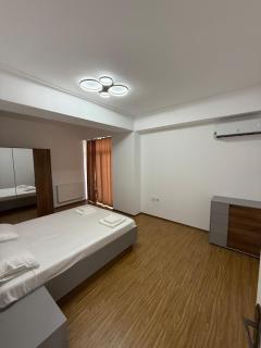 Huge Penthouse 170 - 9