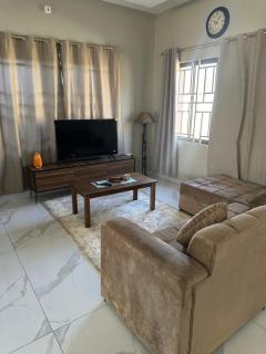 Gated 2BR Eureka Villa Lilayi - Lusaka - 8