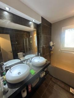 Family Apartment in Marathonas - Marathon - 7