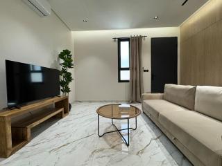 Mid-Century 1-Bedroom Apartment - 1B - Riad - 0