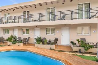 Holiday Homes BlueGreen - Beachfront, Pool, Garden and BBQ - near Heraklion - Ligaria - 7