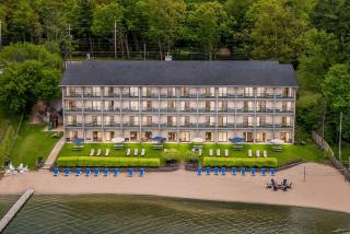 Beachfront Hotel Houghton Lake - Houghton Lake - 0
