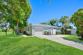 3BR Family Getaway Steps to Sand & Sun - St. Augustine - 6