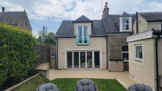 4 Private bedroom house with 3 parking spaces free - Perth - 7