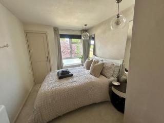 Cosy Chichester Apartment - Chichester - 5