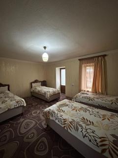 Lucy B&B - Goris - 4