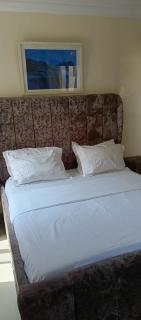 Bedroom with WiFi, AC, toilet and shared working space - Dakar - 7