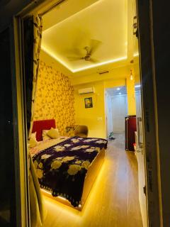Nbstays kaveri city center - Greater Noida - 5