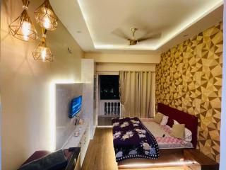 Nbstays kaveri city center - Greater Noida - 8