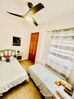 Apartamento con patio grande y barbacoa! - Torrevieja - 1