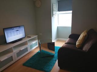 Star Apartment - Guildford - 4