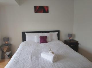 Star Apartment - Guildford - 7