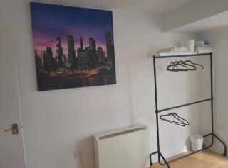 Star Apartment - Guildford - 1