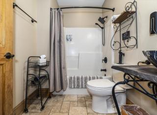 Shirley's Bed And Breakfast - Roanoke - 6