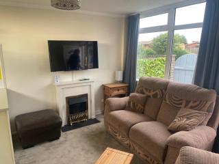 4 Guests - Pet Friendly - Chalet Chapel - Skegness - 6