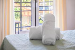 BlueGreen Holiday Homes - Family Friendly on the Beach with Pool, BBQ, near Heraklion - Ligaria - 5